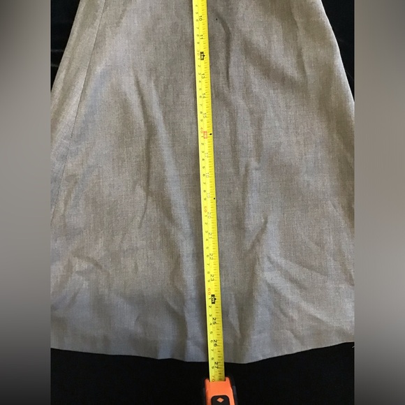 Merona skirt, size 8, gray pockets, lined, - Picture 5 of 6